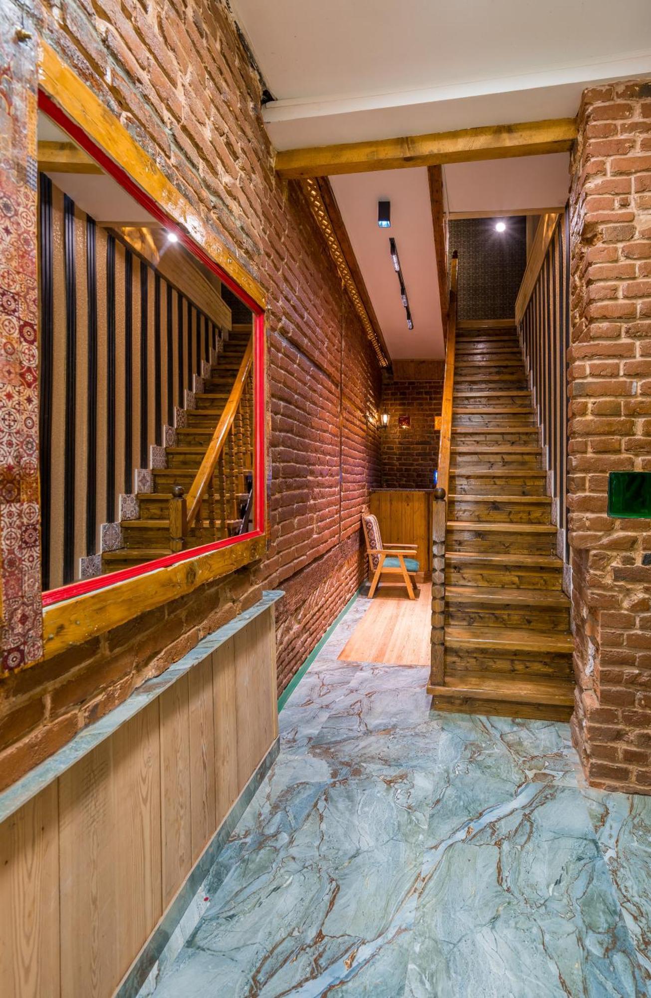 Apart View Hotel & Spa Tbilisi Exterior photo